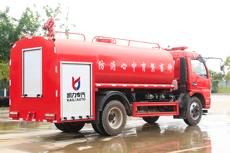 東風(fēng)大多利卡消防灑水車（8方）