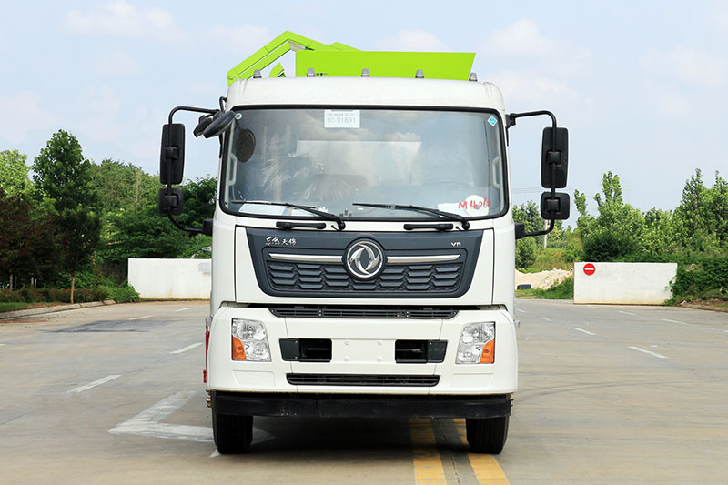 東風(fēng)天錦餐廚垃圾車(chē)（罐式）（9方  12方）