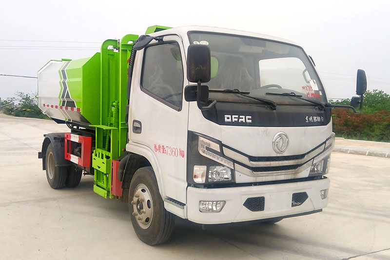 東風小多利卡側裝掛桶垃圾車（自卸式）（5方）