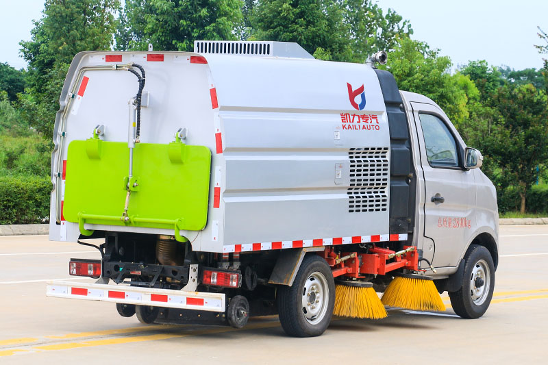 長安掃路車（0.5水1.5塵）