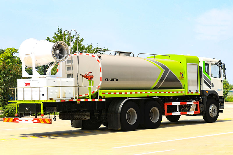 東風(fēng)華神T5后八輪抑塵車（17方）（圓罐）（60~100米霧炮）